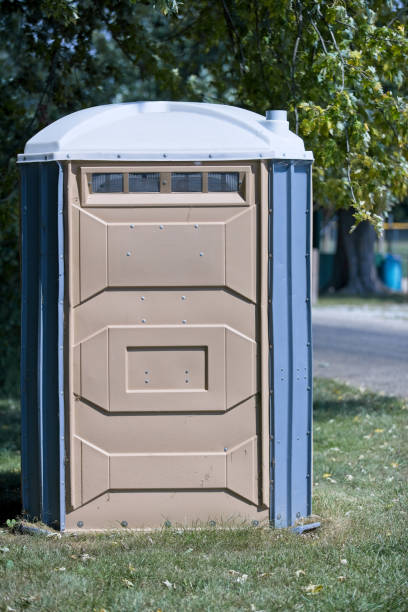Portable Toilet Options We Offer in West Dennis, MA